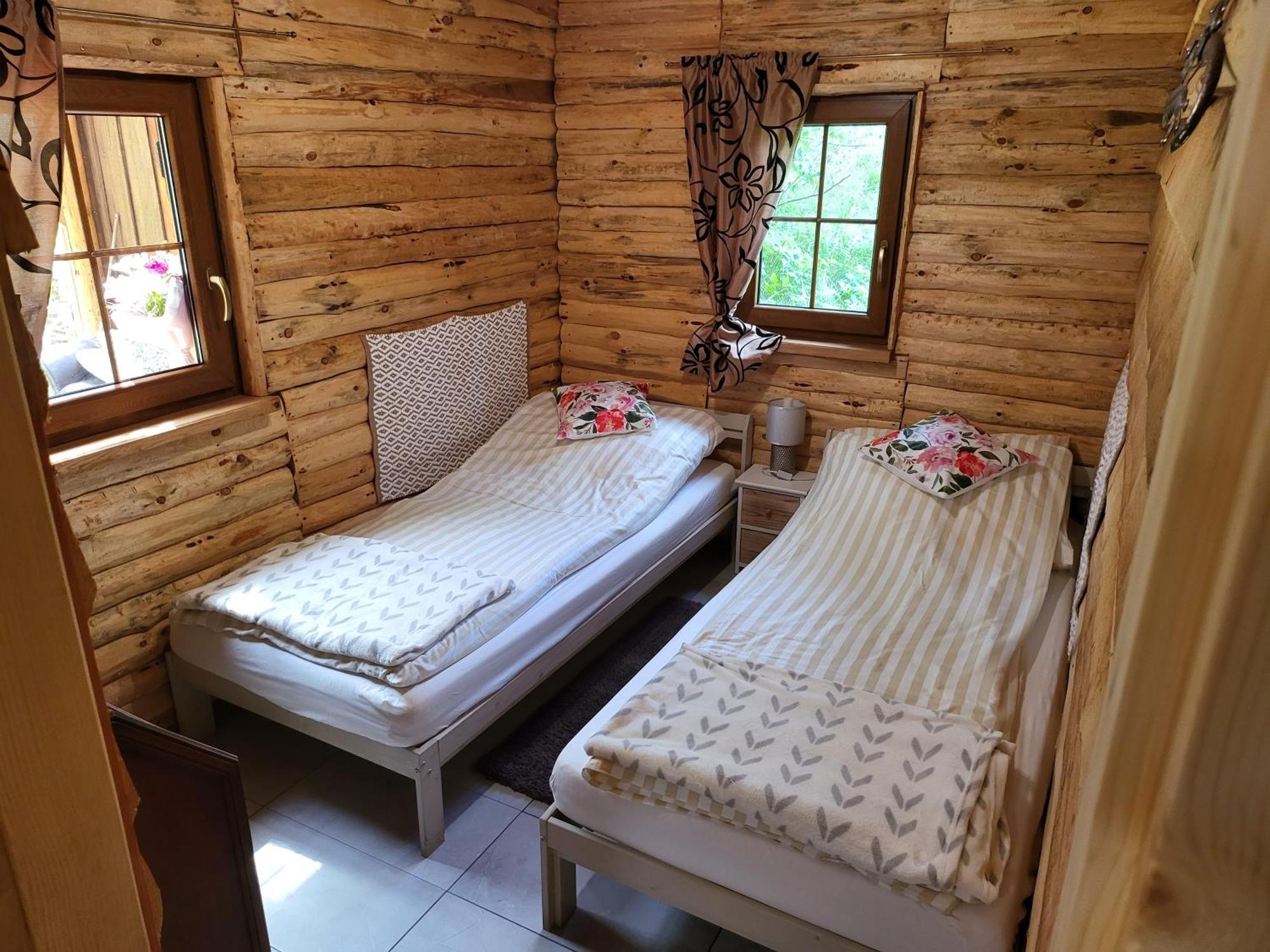Borowe Chatki Nad Lubiszewem Lipusz Номер фото
